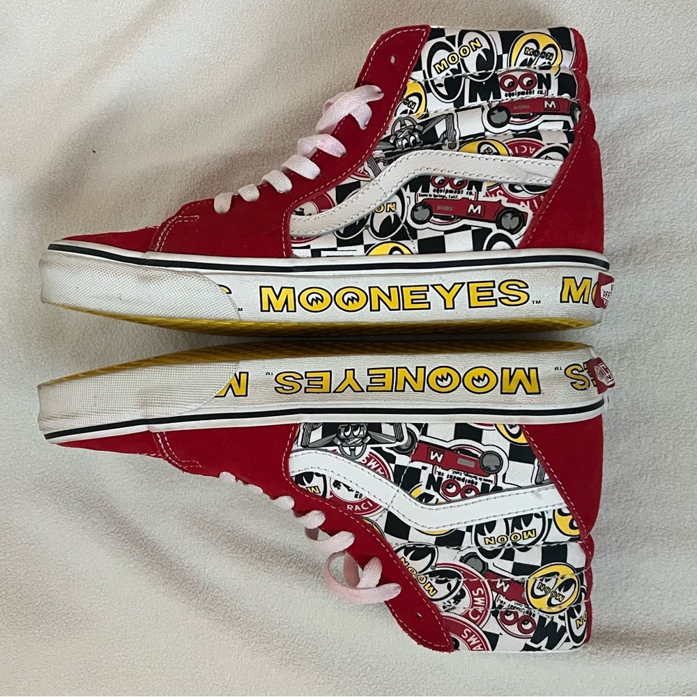 Vans MOONEYES sk8-hi - women’s 8